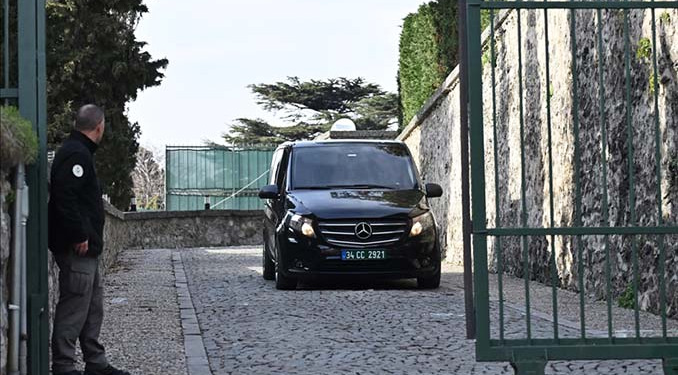 Kritik görüşme öncesi Rus heyeti İstanbul’a geldi