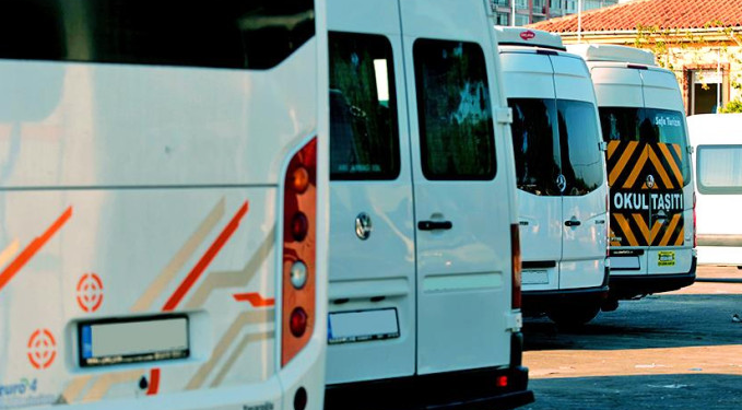 Personel servis aracı yaşı yükseltildi