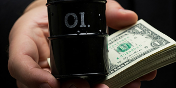 Petrol tepetaklak! Peki fiyatların seyri ne olacak?