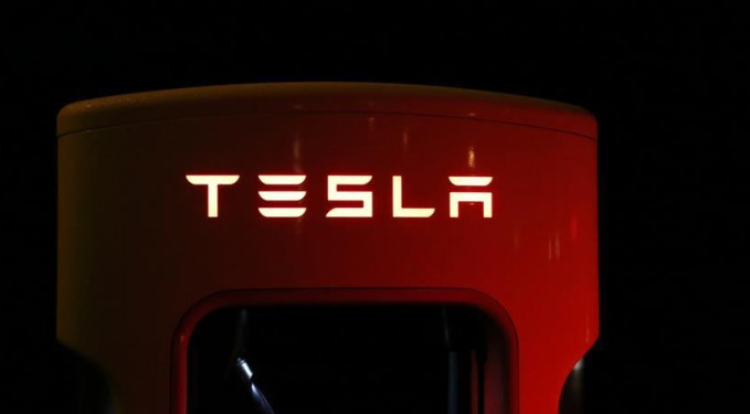 Tesla’nın karı ilk çeyrekte yüzde 71 geriledi