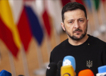 Zelenskiy: Rusya ile müzakere, kesintisiz ateşkes sağlanırsa mümkün