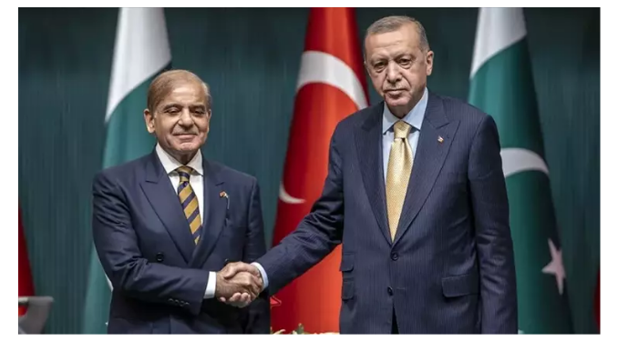 Cumhurbaşkanı Erdoğan, Pakistan Başbakanı ile görüştü