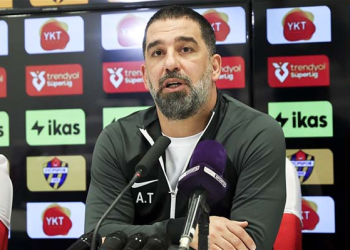 Arda Turan Shakhtar Donetsk ile el sıkıştı