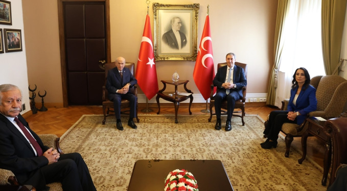 DEM Parti heyeti Bahçeli’yi ziyaret etti