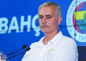 Fenerbahçe’de Mourinho’nun yerine gelecek sürpriz isim belli oldu