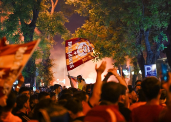 Galatasaray şampiyonluk sayısında Avrupa devleriyle yarışıyor