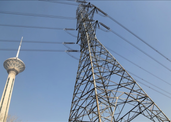 İran’dan tasarruf hamlesi: Yüzlerce evin elektriği kesildi!