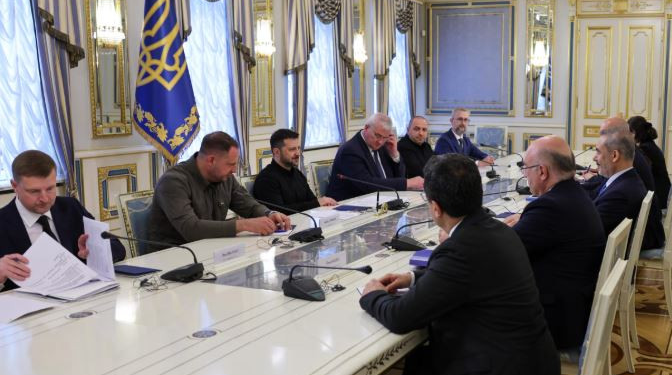 Kiev’de Zelenskiy-Fidan zirvesi!