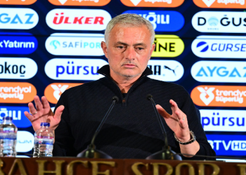 Mourinho’dan derbi sonrası çok konuşulacak açıklama