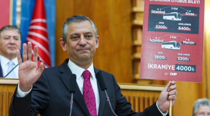 Özel’den ‘ahtapot’ çıkışı