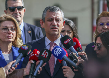 Özel’den ilk açıklama: Siyaset kurumuna yapılmış bir saldırı