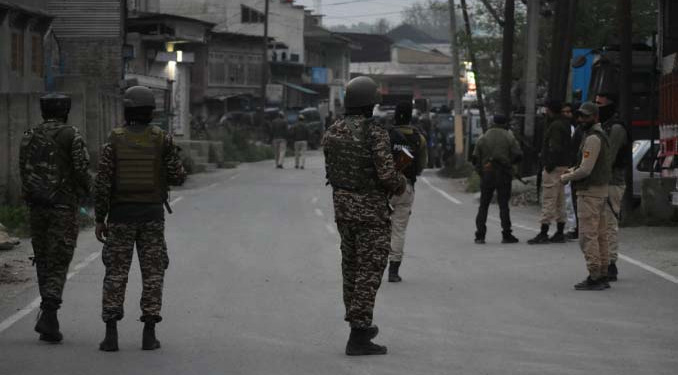 Pakistan: Hindistan’a ait 5 uçak ve 1 İHA düşürdük