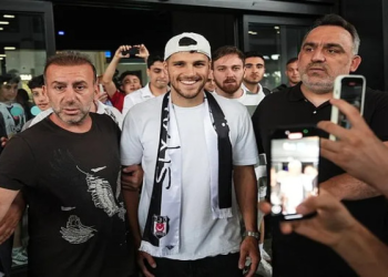 Beşiktaş’ın yeni transferi David Jurasek İstanbul’da