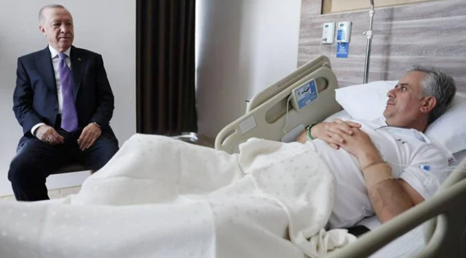 Erdoğan, deniz kazasında yaralanan Yalçın’ı ziyaret etti