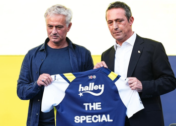 Fenerbahçe, Jose Mourinho ile devam kararı aldı