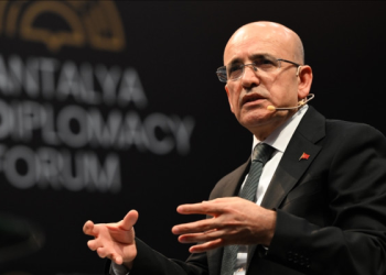 Hazine ve Maliye Bakanı Mehmet Şimşek’ten istifa iddialarına yanıt