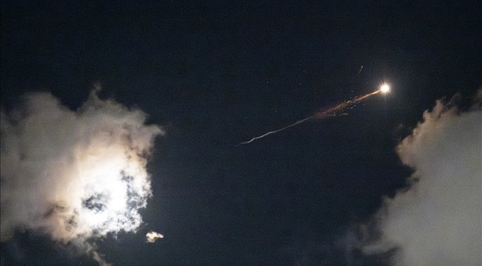 İsrail’den İran’a hava saldırısı