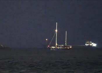 Madleen gemisindeki Türk vatandaşları karaya çıktı