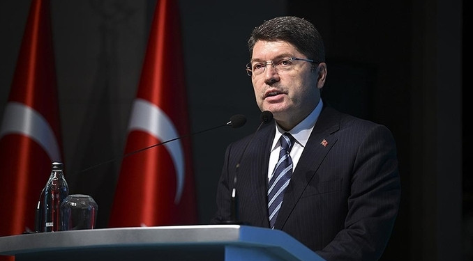 Bakan Tunç’tan gözaltına alınan belediye başkanlarına ilişkin açıklama