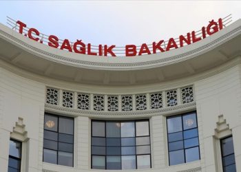 Bakanlıktan tütünle mücadelede yeni kampanya: Dumansız Türkiye