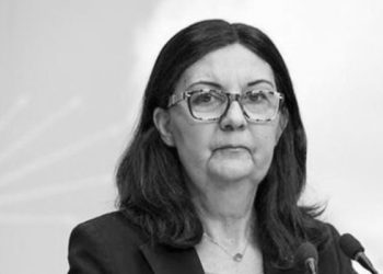 Eski CHP Bursa Milletvekili Lale Karabıyık hayatını kaybetti