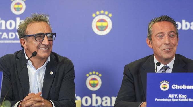Fenerbahçe ile Chobani arasında imzalar atıldı