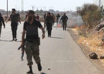 İsrail, Suriye’de Bedevi grupları vurdu