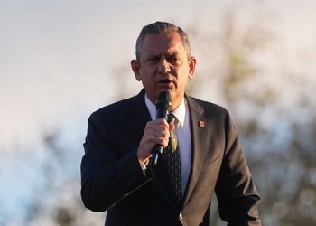 Özgür Özel’den Hakan Fidan’a zehir zemberek sözler