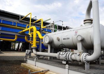 Rusya doğalgaz ve petrol üretiminin azaldığını duyurdu