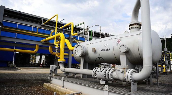 Rusya doğalgaz ve petrol üretiminin azaldığını duyurdu