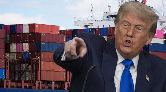 Trump’tan, AB ve Meksika mallarına yüzde 30 tarife!