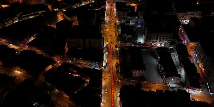 Afyonkarahisar’da 30 Ağustos coşkusu: Fener alayıyla kutlandı