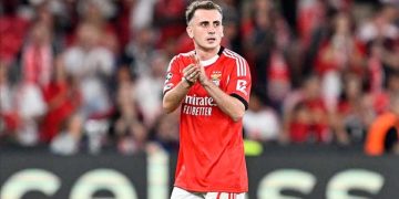 Benfica açıkladı: Kerem Aktürkoğlu Fenerbahçe’de!