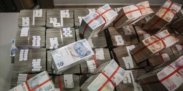 Bütçe temmuzda 24 milyarlık açık verdi