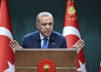 Erdoğan: Bölgesel barış için atılan adımlar çok cepheli olmalıdır