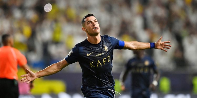 Ronaldo tarihe geçti! Dört kulüpte 100 gol