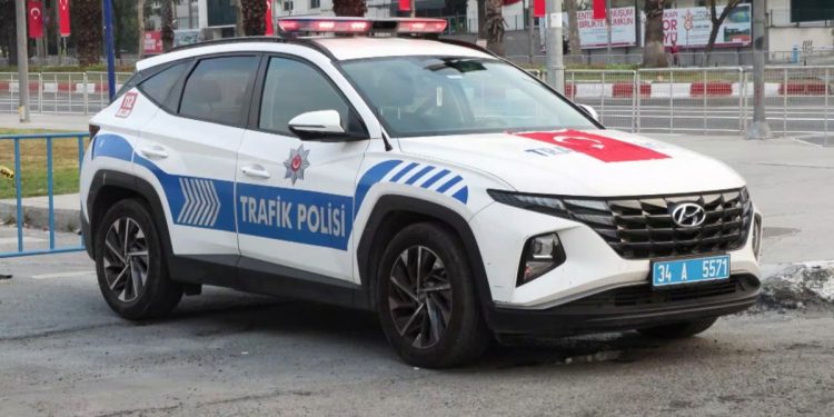 Sürücüler dikkat: İstanbul’da bu yollar trafiğe kapatıldı