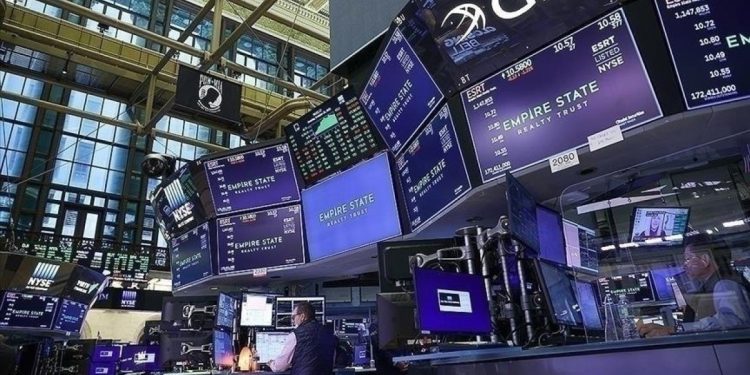 Trump’ın nükleer tehdidi ve yeni tarifeler küresel piyasaları belirsizliğe sürüklüyor