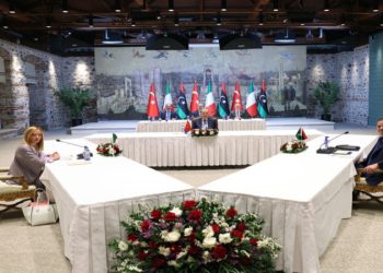 Yunanistan’da üçlü zirve şoku