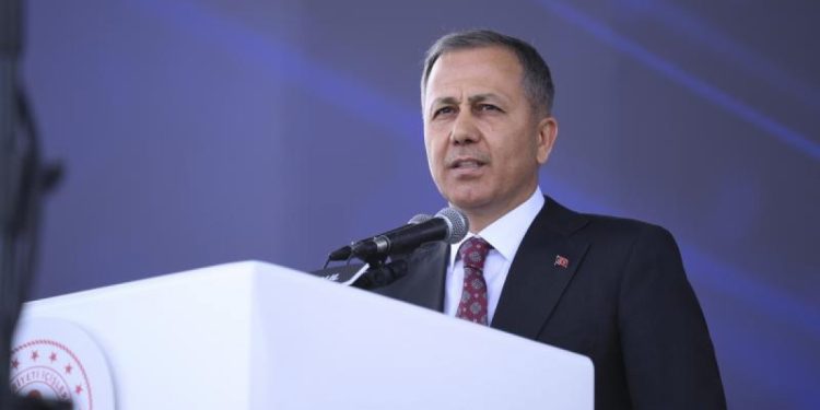 Bakan Yerlikaya’dan CHP kararı açıklaması: Hukuka meydan okunamaz