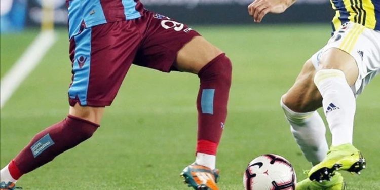 Fenerbahçe-Trabzonspor derbisinin tarihi belli oldu