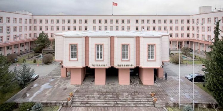 İçişleri Bakanlığı’ndan yeni eğitim yılı için asayiş ve trafik tedbirleri