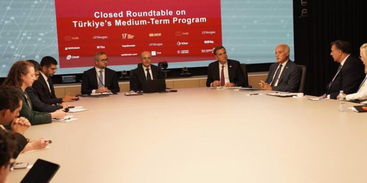 Şimşek ile Karahan, ABD’de yatırımcılarla buluştu