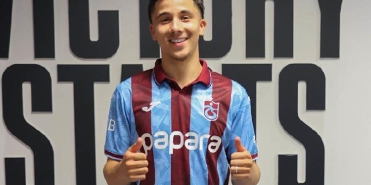 Trabzonspor Bouchouari transferini duyurdu