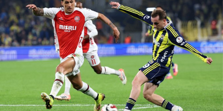 Fenerbahçe Fatih Karagümrük’ü 2-1 mağlup etti