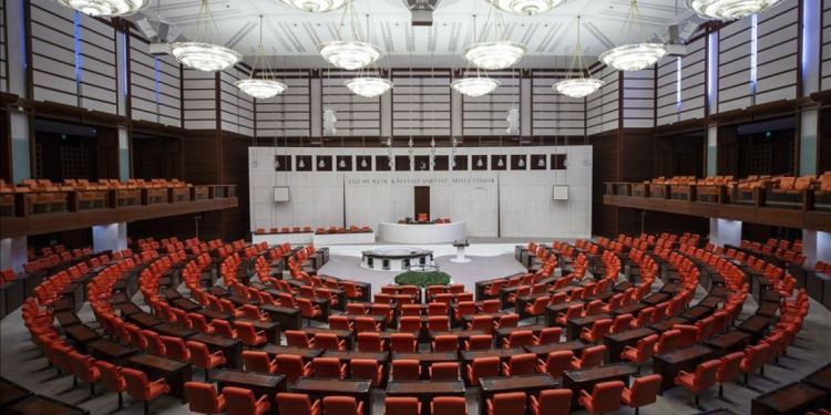 TBMM’de trafik cezaları ve asker tezkereleri görüşülecek