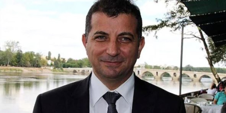 Ünsal Ban hakkında yakalama kararı