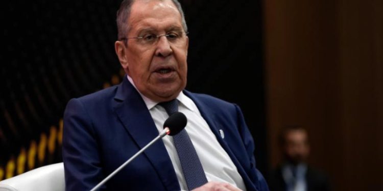 Lavrov: Rus çıkarları sağlanmadan barış olmaz