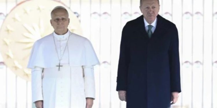 Papa 14. Leo Beştepe’de! Erdoğan: Papa’nın ilk ziyaretini Türkiye’ye yapması anlamlı