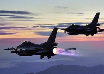 Rus savaş uçağı eğitim sırasında düştü, kurtulan olmadı